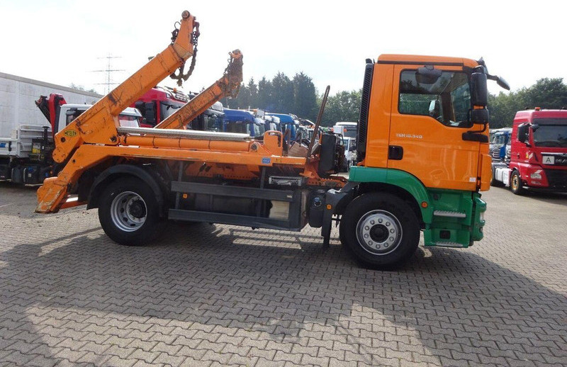 MAN TGM 18.340 - Camion multibenne: photos 3 MAN TGM 18.340 - Camion multibenne: photos 3