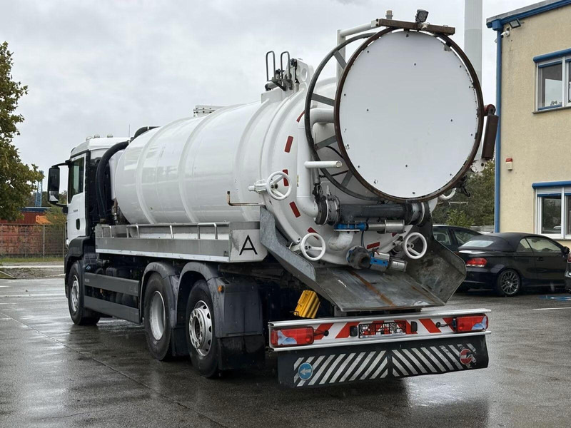 MAN TGS 26.320 - Vacuum truck - Camion hydrocureur: photos 4 MAN TGS 26.320 - Vacuum truck - Camion hydrocureur: photos 4