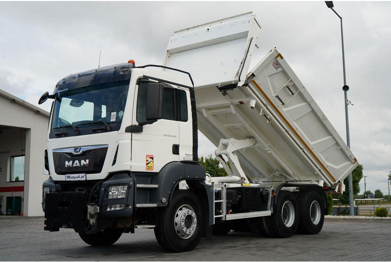 MAN TGS 26.460 - Camion benne: photos 1 MAN TGS 26.460 - Camion benne: photos 1