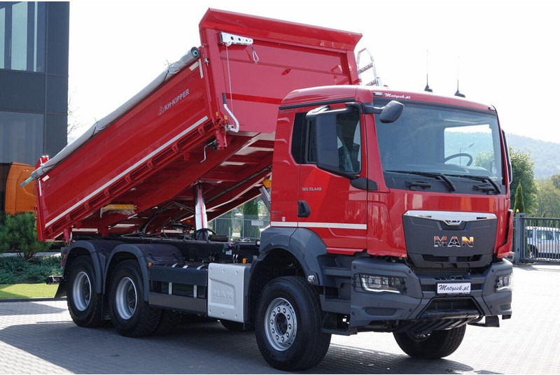 MAN TGS 33.440 / 6X4 / WYWROTKA 3 STRONNA / HYDROBURTA / BORDMATIC / - Camion benne: photos 2 MAN TGS 33.440 / 6X4 / WYWROTKA 3 STRONNA / HYDROBURTA / BORDMATIC / - Camion benne: photos 2