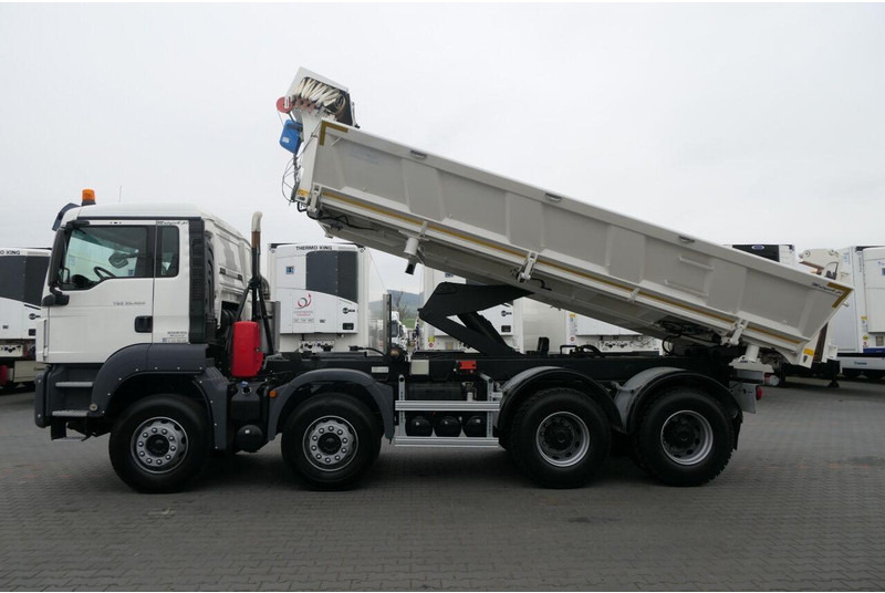 MAN TGS 35.420 - Camion benne: photos 3 MAN TGS 35.420 - Camion benne: photos 3