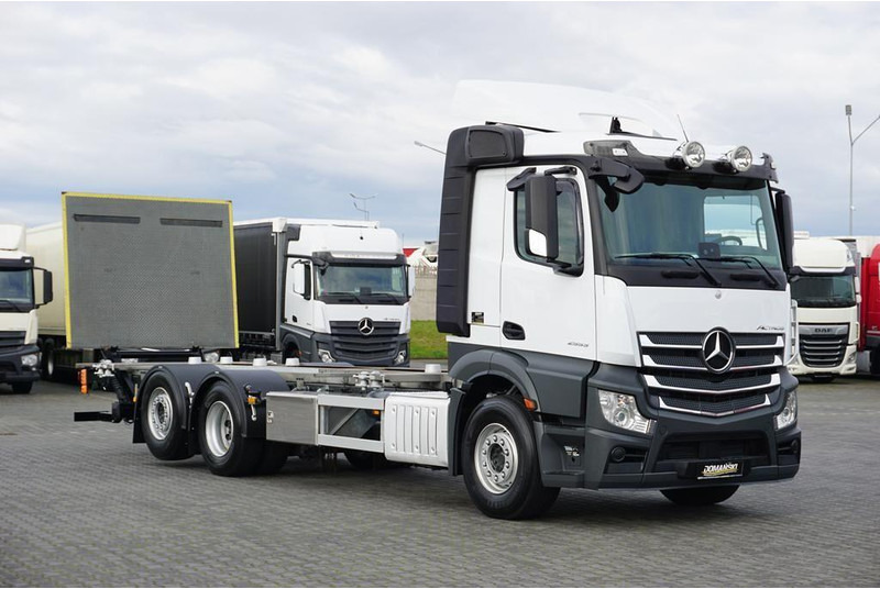 Mercedes-Benz ACTROS / 2553 / ACC / E 6 / BDF + WINDA / 7.15 , 7.45, 7.82 M / - Châssis cabine: photos 1 Mercedes-Benz ACTROS / 2553 / ACC / E 6 / BDF + WINDA / 7.15 , 7.45, 7.82 M / - Châssis cabine: photos 1