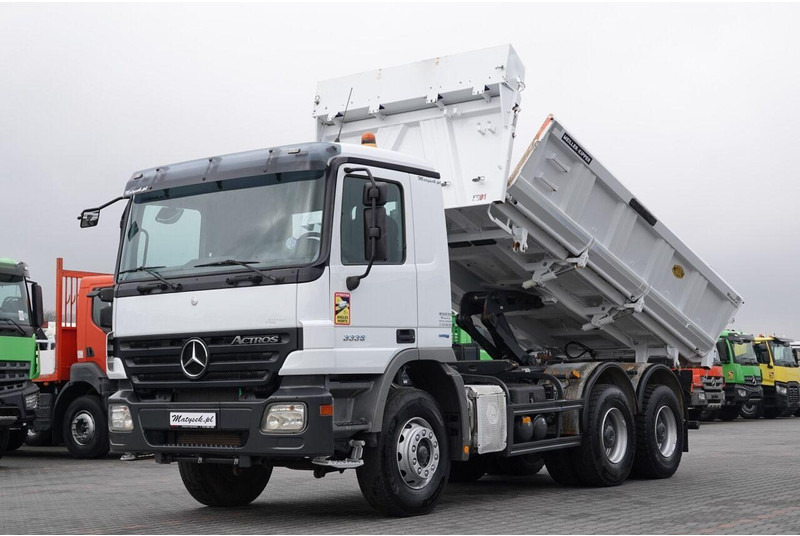 Mercedes-Benz ACTROS 3336 / 6x4 / WYWROTKA / BORDMATIC / HYDROBURTA / MEILLER - Camion benne: photos 2 Mercedes-Benz ACTROS 3336 / 6x4 / WYWROTKA / BORDMATIC / HYDROBURTA / MEILLER - Camion benne: photos 2