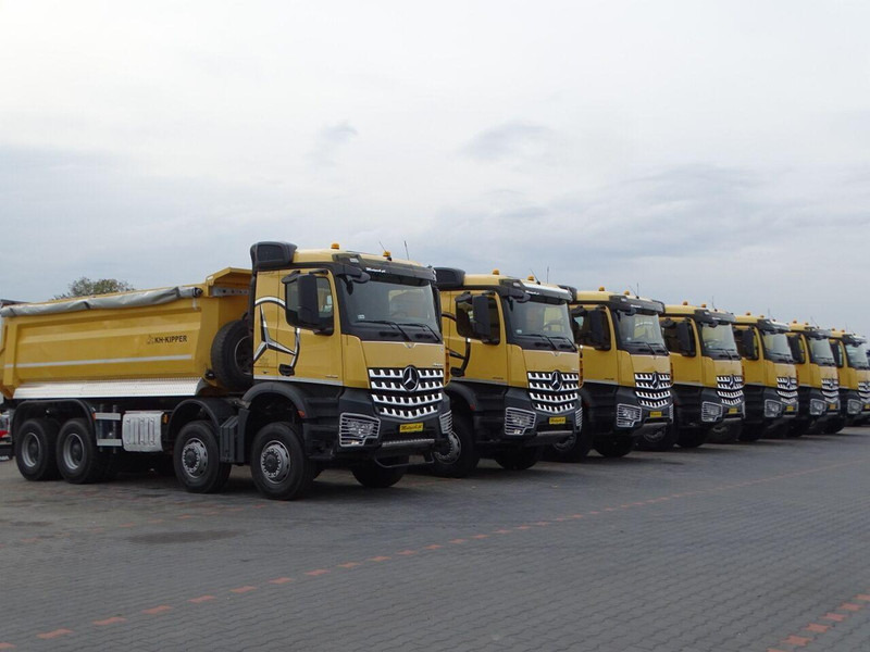 Mercedes-Benz AROCS 4145 / 8x8 / WYWROTKA TYLNOZSYPOWA / KH KIPPER / EURO 6 - Camion benne: photos 2 Mercedes-Benz AROCS 4145 / 8x8 / WYWROTKA TYLNOZSYPOWA / KH KIPPER / EURO 6 - Camion benne: photos 2