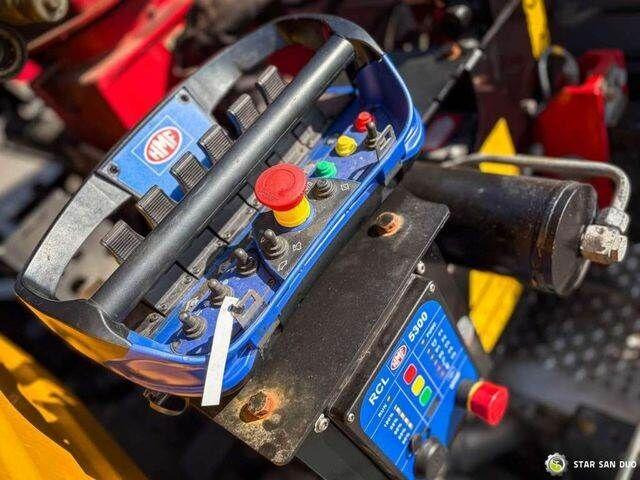 Camion benne, Camion grue Mercedes-Benz AXOR 1824 4x2 HMF 975 HDS Crane Rotator Kipper: photos 17 Camion benne, Camion grue Mercedes-Benz AXOR 1824 4x2 HMF 975 HDS Crane Rotator Kipper: photos 17