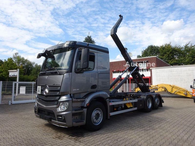 Mercedes-Benz Actros 2545 Hook lift truck 6x2 - Camion ampliroll, Camion grue: photos 2 Mercedes-Benz Actros 2545 Hook lift truck 6x2 - Camion ampliroll, Camion grue: photos 2
