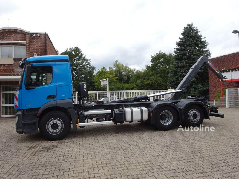 Crédit-bail Mercedes-Benz Antos 2533 - Hook lift truck 6x2 Mercedes-Benz Antos 2533 - Hook lift truck 6x2: photos 9 Crédit-bail Mercedes-Benz Antos 2533 - Hook lift truck 6x2 Mercedes-Benz Antos 2533 - Hook lift truck 6x2: photos 9