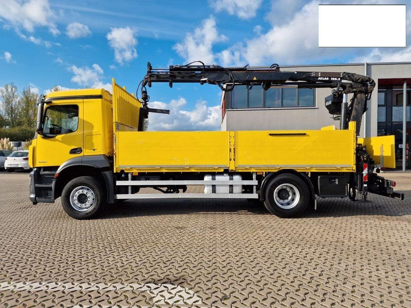 Mercedes-Benz Arocs 1830 - Camion plateau, Camion grue: photos 5 Mercedes-Benz Arocs 1830 - Camion plateau, Camion grue: photos 5