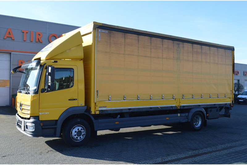 Mercedes-Benz Atego 1530 E6 PRITSCHE PLANE+LBW 1500 kg 1.HAND - Camion à rideaux coulissants: photos 2 Mercedes-Benz Atego 1530 E6 PRITSCHE PLANE+LBW 1500 kg 1.HAND - Camion à rideaux coulissants: photos 2