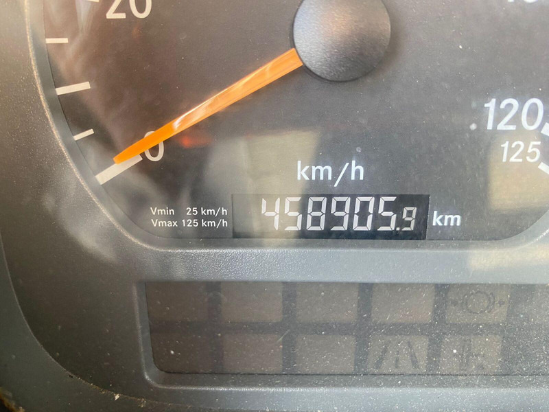 Camion benne Mercedes-Benz Atego 818 - 3 sided tipper: photos 13