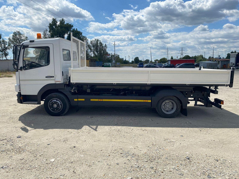 Camion benne Mercedes-Benz Atego 818 - 3 sided tipper: photos 6