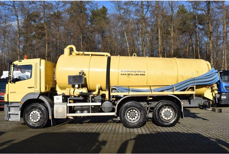 Mercedes-Benz Axor 2533 - Vacuum truck - Camion hydrocureur: photos 4 Mercedes-Benz Axor 2533 - Vacuum truck - Camion hydrocureur: photos 4