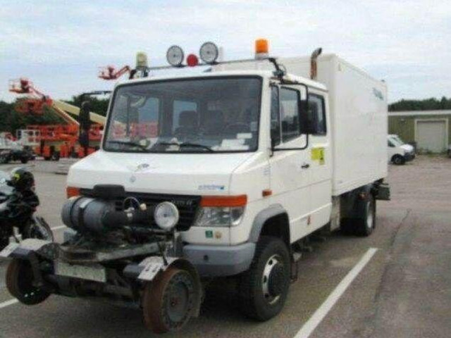 Mercedes-Benz VARIO Schörling RAIL ROAD Two Way Schienen - Camion fourgon: photos 1 Mercedes-Benz VARIO Schörling RAIL ROAD Two Way Schienen - Camion fourgon: photos 1