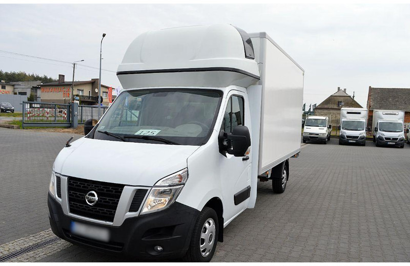 Nissan NV400 Container, Hen House, Registered - Fourgon: photos 1 Nissan NV400 Container, Hen House, Registered - Fourgon: photos 1