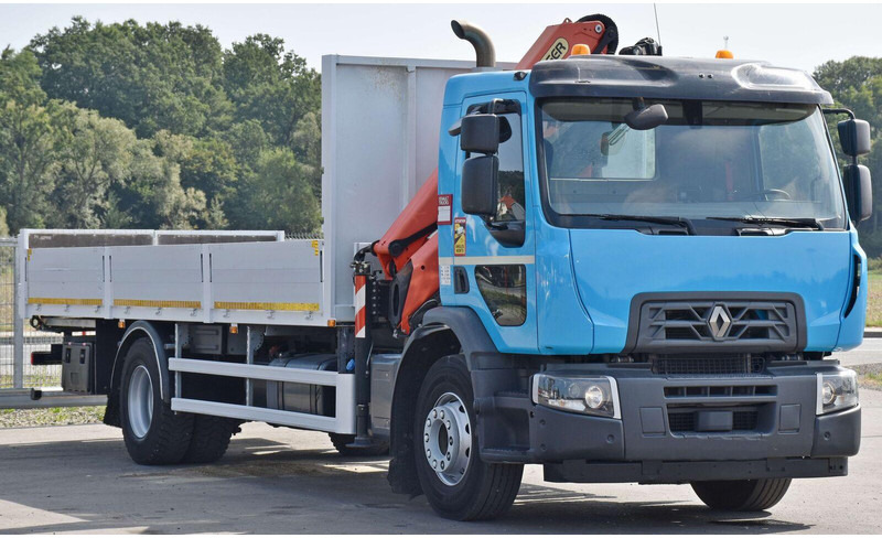 Renault C 320 - Camion plateau, Camion grue: photos 3 Renault C 320 - Camion plateau, Camion grue: photos 3