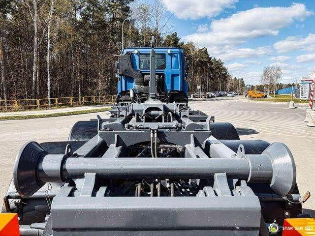 Tatra T158 PHOENIX 6x6 Euro 6 - Camion ampliroll, Camion grue: photos 4 Tatra T158 PHOENIX 6x6 Euro 6 - Camion ampliroll, Camion grue: photos 4