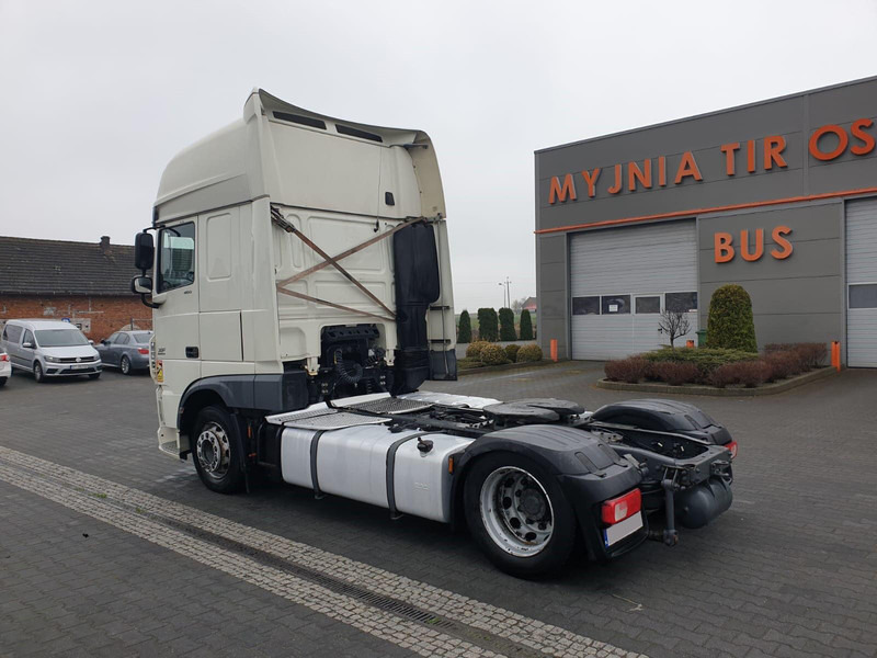DAF XF 106 460 EURO 6 SSC LOW DECK - Tracteur routier: photos 3 DAF XF 106 460 EURO 6 SSC LOW DECK - Tracteur routier: photos 3