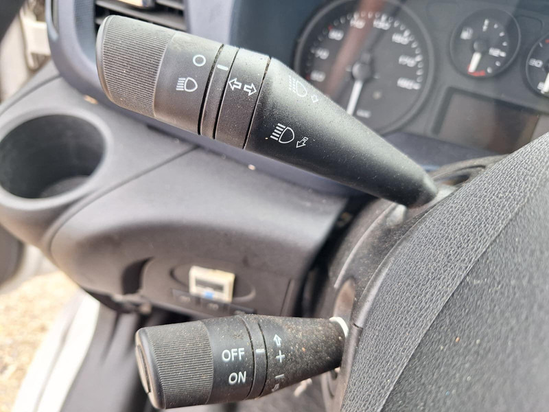 Tracteur routier Iveco Daily 50-180 - Doka BE Mini Trekker - SZM - 3.5t: photos 16 Tracteur routier Iveco Daily 50-180 - Doka BE Mini Trekker - SZM - 3.5t: photos 16