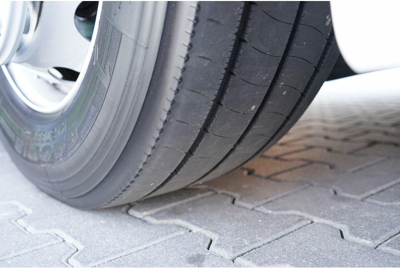 Tracteur routier MAN TGX 18. 460 / MEGA / LOWDECK / REGULOWANE SIODŁO /  NAVI: photos 18