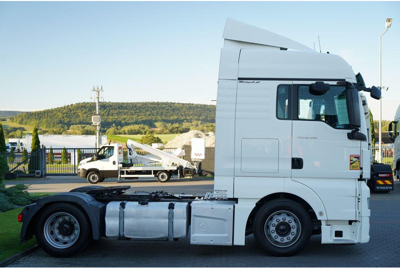 Tracteur routier MAN TGX 18. 460 / MEGA / LOWDECK / REGULOWANE SIODŁO /  NAVI: photos 9