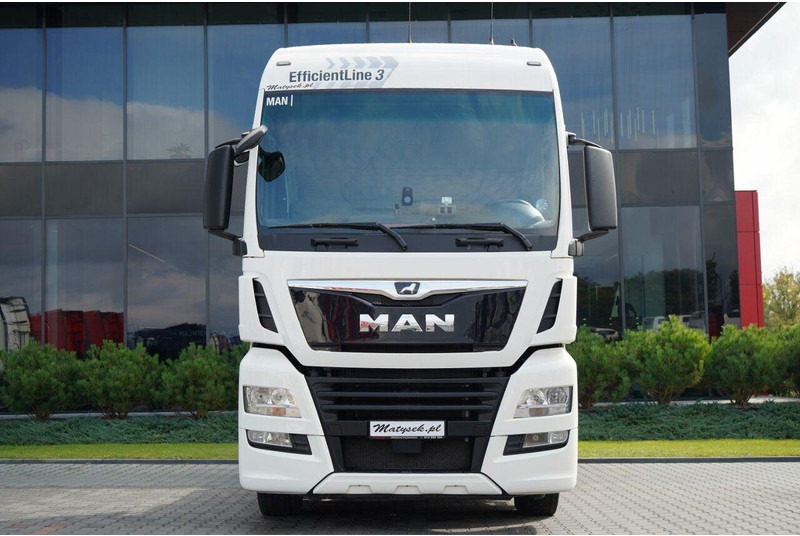 MAN TGX 18.460 / XXL / RETARDER / NAVI RIO - Tracteur routier: photos 4 MAN TGX 18.460 / XXL / RETARDER / NAVI RIO - Tracteur routier: photos 4