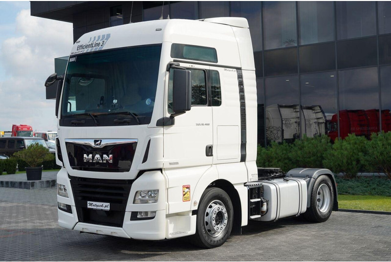 MAN TGX 18.460 / XXL / RETARDER / NAVI RIO - Tracteur routier: photos 2 MAN TGX 18.460 / XXL / RETARDER / NAVI RIO - Tracteur routier: photos 2