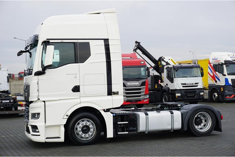 MAN TGX / 18.510 / EURO 6 / LOW DECK / MEGA / GX / ACC / RETARDER / - Tracteur routier: photos 3 MAN TGX / 18.510 / EURO 6 / LOW DECK / MEGA / GX / ACC / RETARDER / - Tracteur routier: photos 3