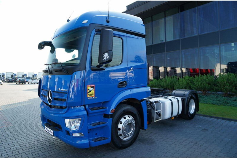 Mercedes-Benz ACTROS 1843 / PEŁNY ADR / ALUFELGI / EURO 6 / PO KONTRAKCIE SERW - Tracteur routier: photos 2 Mercedes-Benz ACTROS 1843 / PEŁNY ADR / ALUFELGI / EURO 6 / PO KONTRAKCIE SERW - Tracteur routier: photos 2