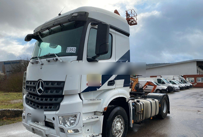 Mercedes-Benz Arocs 4x4 Euro 6 Kipphydraulik - Tracteur routier: photos 3 Mercedes-Benz Arocs 4x4 Euro 6 Kipphydraulik - Tracteur routier: photos 3