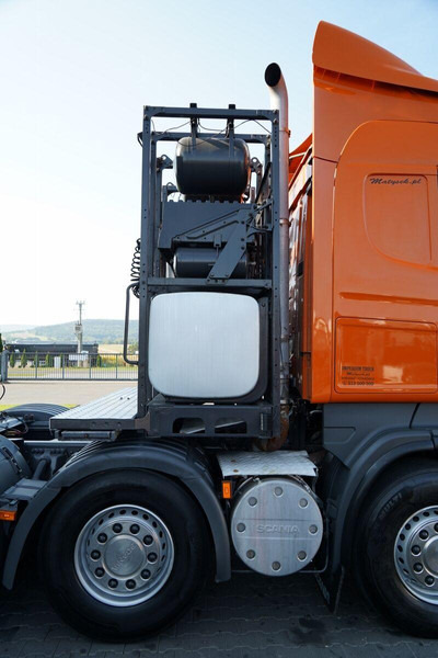 Tracteur routier Scania R 620 / HYDRAULIKA / 8X4 / DMC: 150 000 KG / SIODŁO PODNOSZONE P: photos 18 Tracteur routier Scania R 620 / HYDRAULIKA / 8X4 / DMC: 150 000 KG / SIODŁO PODNOSZONE P: photos 18