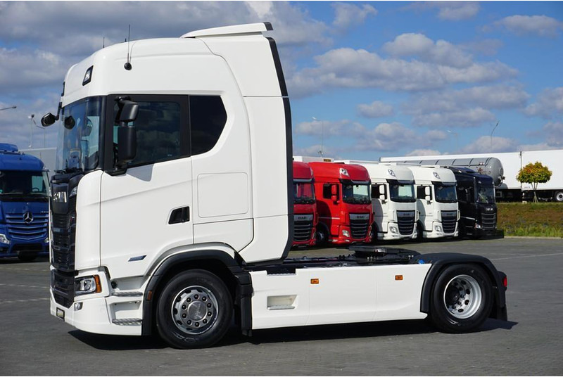 Scania S 500 / EURO 6 / ACC / RETARDER / PEŁNA OPCJA / JAK NOWA - Tracteur routier: photos 4 Scania S 500 / EURO 6 / ACC / RETARDER / PEŁNA OPCJA / JAK NOWA - Tracteur routier: photos 4