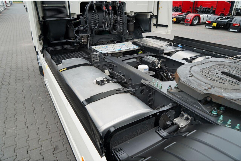 Tracteur routier Volvo FH 500: photos 18