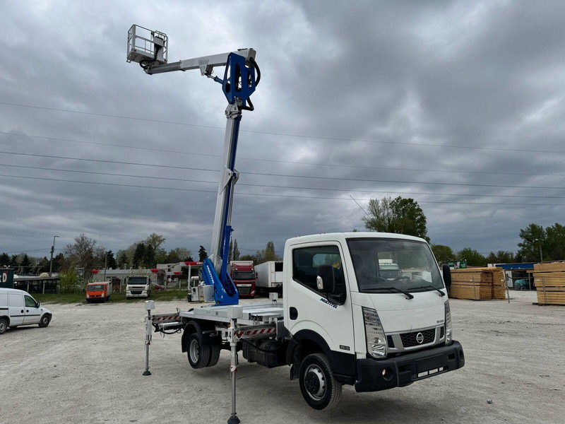 Nissan Cabstar NT400 Multitel HX 200 - 22m - Véhicule utilitaire: photos 1 Nissan Cabstar NT400 Multitel HX 200 - 22m - Véhicule utilitaire: photos 1