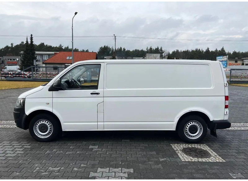 Volkswagen Transporter T5 Bankowóz Blaszak Long Salon PL, Jeden Właściciel - Fourgon: photos 2 Volkswagen Transporter T5 Bankowóz Blaszak Long Salon PL, Jeden Właściciel - Fourgon: photos 2