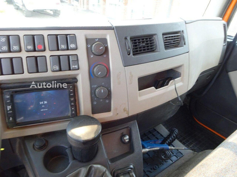 Camion benne Volvo FL 280 - 3 way tipper: photos 12