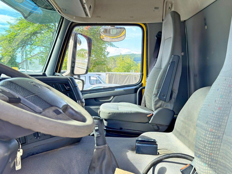 Camion benne Volvo FM 12 340 Kipper 5,05 m + BORDMATIC / 6x4: photos 9 Camion benne Volvo FM 12 340 Kipper 5,05 m + BORDMATIC / 6x4: photos 9