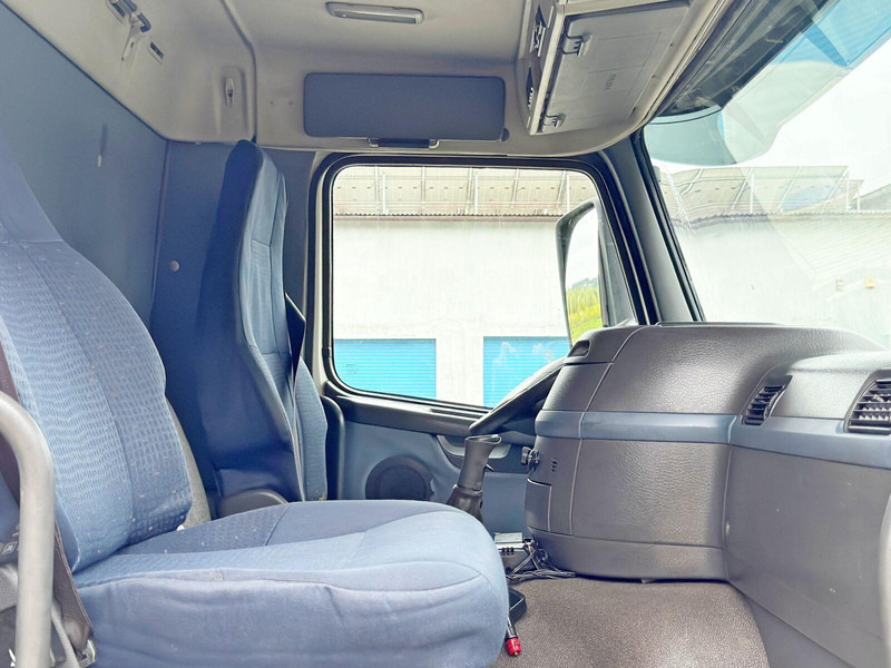Remorqueuse Volvo FM 460: photos 10