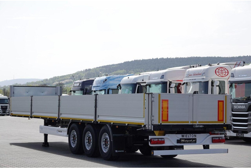 Wielton  - Semi-remorque plateau: photos 4 Wielton  - Semi-remorque plateau: photos 4