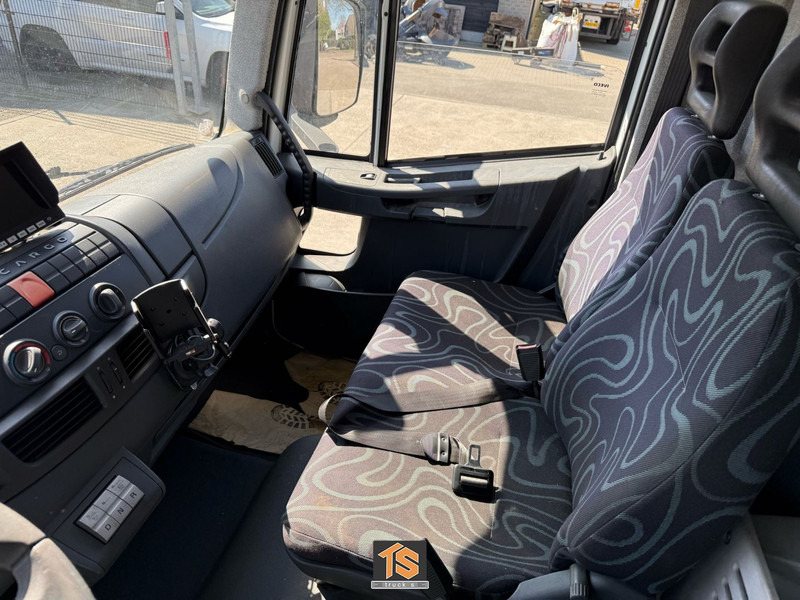 Iveco 120E19P AUTOMATIC - 12 TON - EURO 6 - LADEBORDWAND - TOP TRUCK - Camion fourgon: photos 4 Iveco 120E19P AUTOMATIC - 12 TON - EURO 6 - LADEBORDWAND - TOP TRUCK - Camion fourgon: photos 4