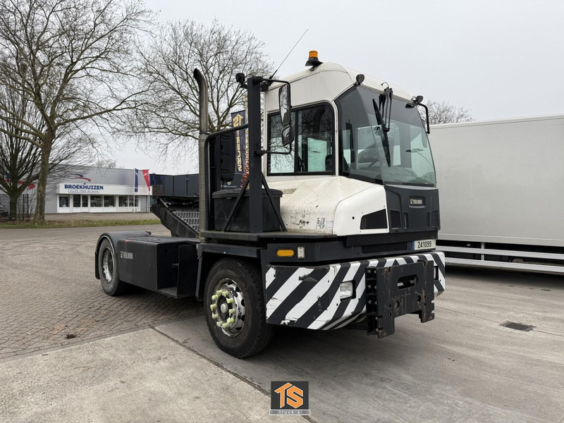 Kalmar T2 TERMINAL TRUCK - 11423 HOURS - TOP! - Tracteur portuaire: photos 2 Kalmar T2 TERMINAL TRUCK - 11423 HOURS - TOP! - Tracteur portuaire: photos 2