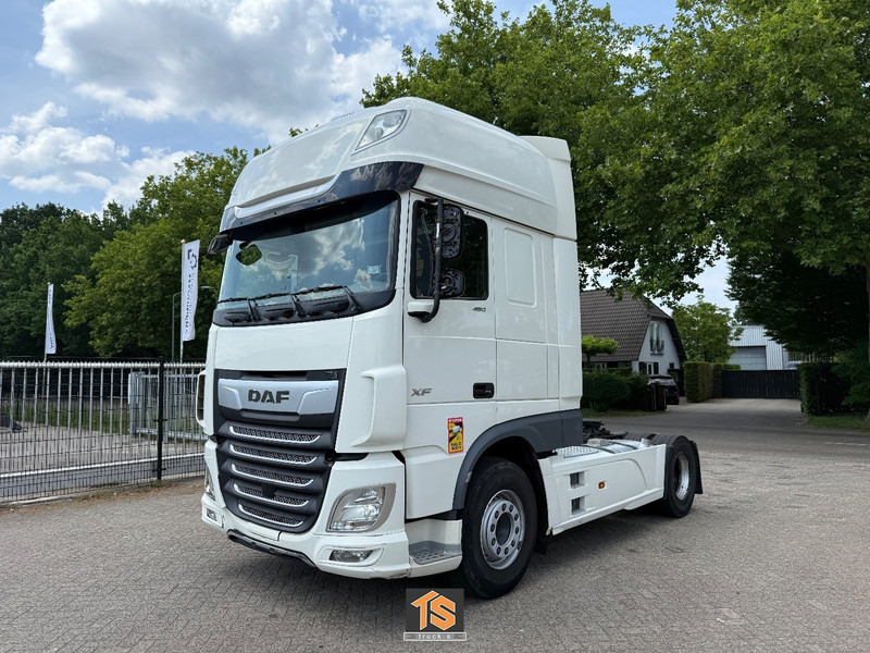 DAF FT XF 480 SSC 2 TANKS - ENGINE PROBLEM - NOKKEN - Tracteur routier: photos 1 DAF FT XF 480 SSC 2 TANKS - ENGINE PROBLEM - NOKKEN - Tracteur routier: photos 1
