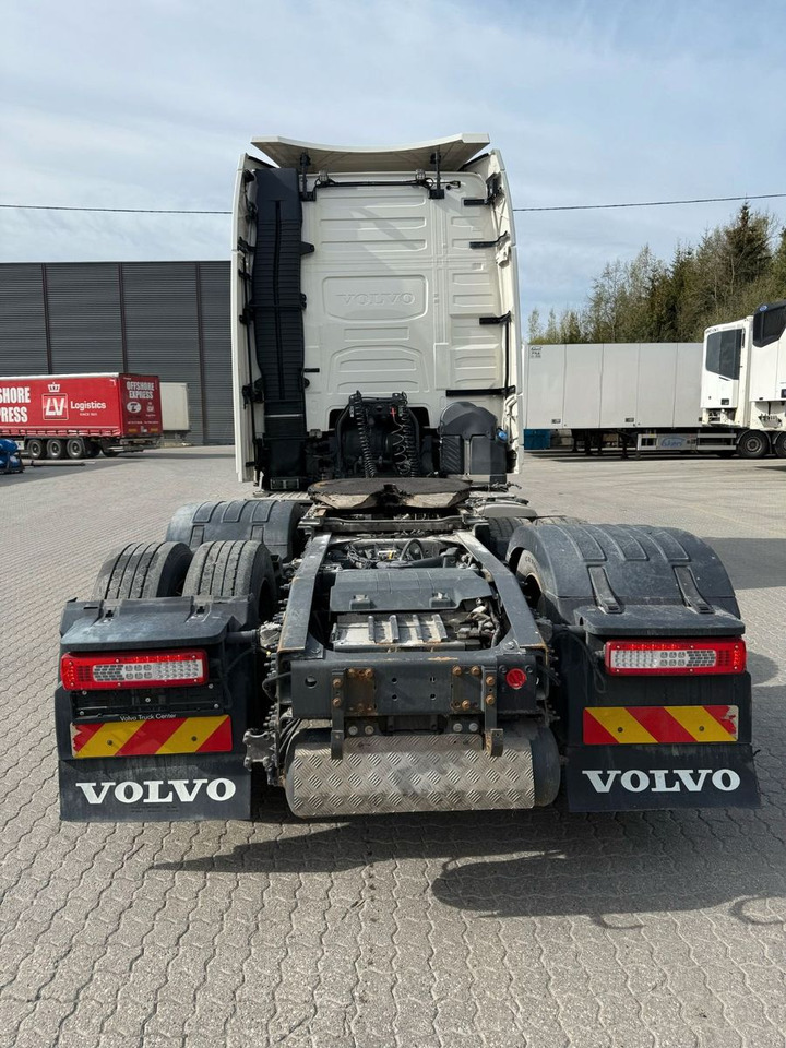 Volvo FH540 6x2 / Double boogie - Tracteur routier: photos 4 Volvo FH540 6x2 / Double boogie - Tracteur routier: photos 4