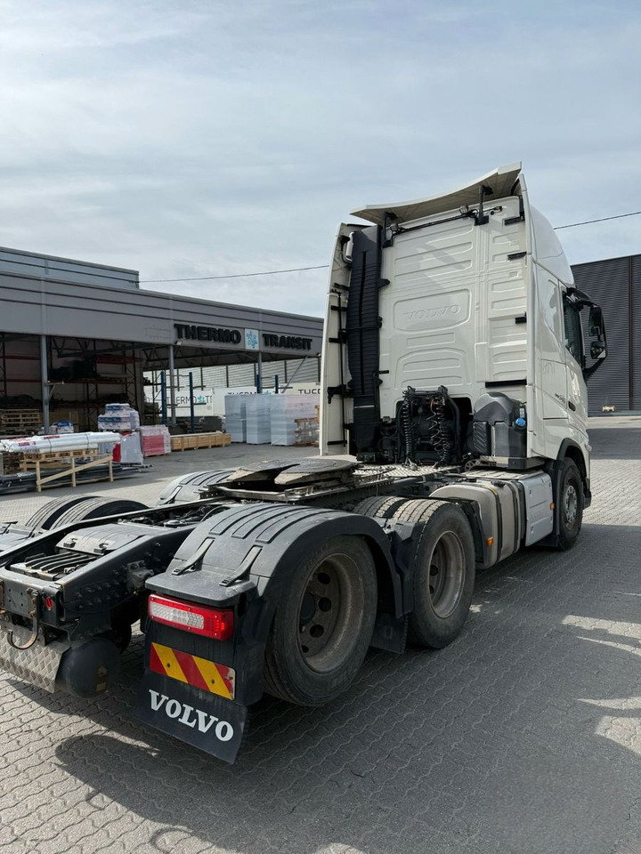 Volvo FH540 6x2 / Double boogie - Tracteur routier: photos 3 Volvo FH540 6x2 / Double boogie - Tracteur routier: photos 3