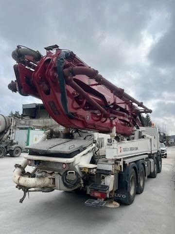 Volvo FMX500 8x4 / JUN JIN 43 mtr pump - Camion pompe: photos 3 Volvo FMX500 8x4 / JUN JIN 43 mtr pump - Camion pompe: photos 3