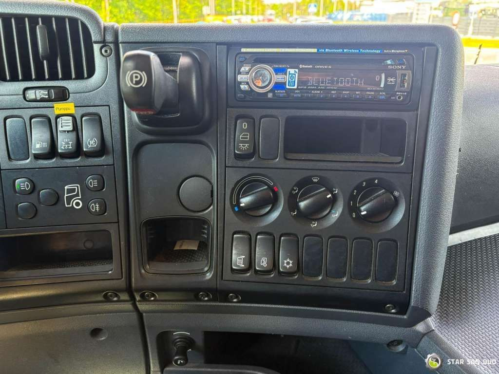 Camion Scania  D 320 FIRE BRIGADE Tank 12,000 Litres: photos 7