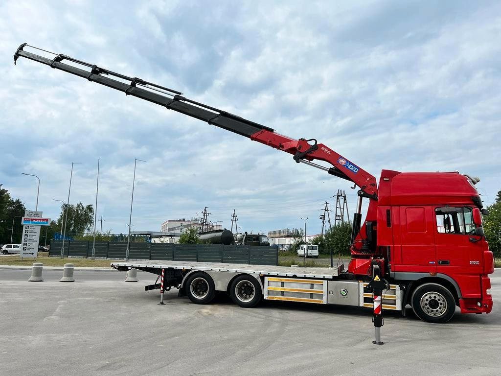 DAF XF 105 6x2 HMF 4020 EURO 5 KRAN CRANE . - Camion grue: photos 2 DAF XF 105 6x2 HMF 4020 EURO 5 KRAN CRANE . - Camion grue: photos 2