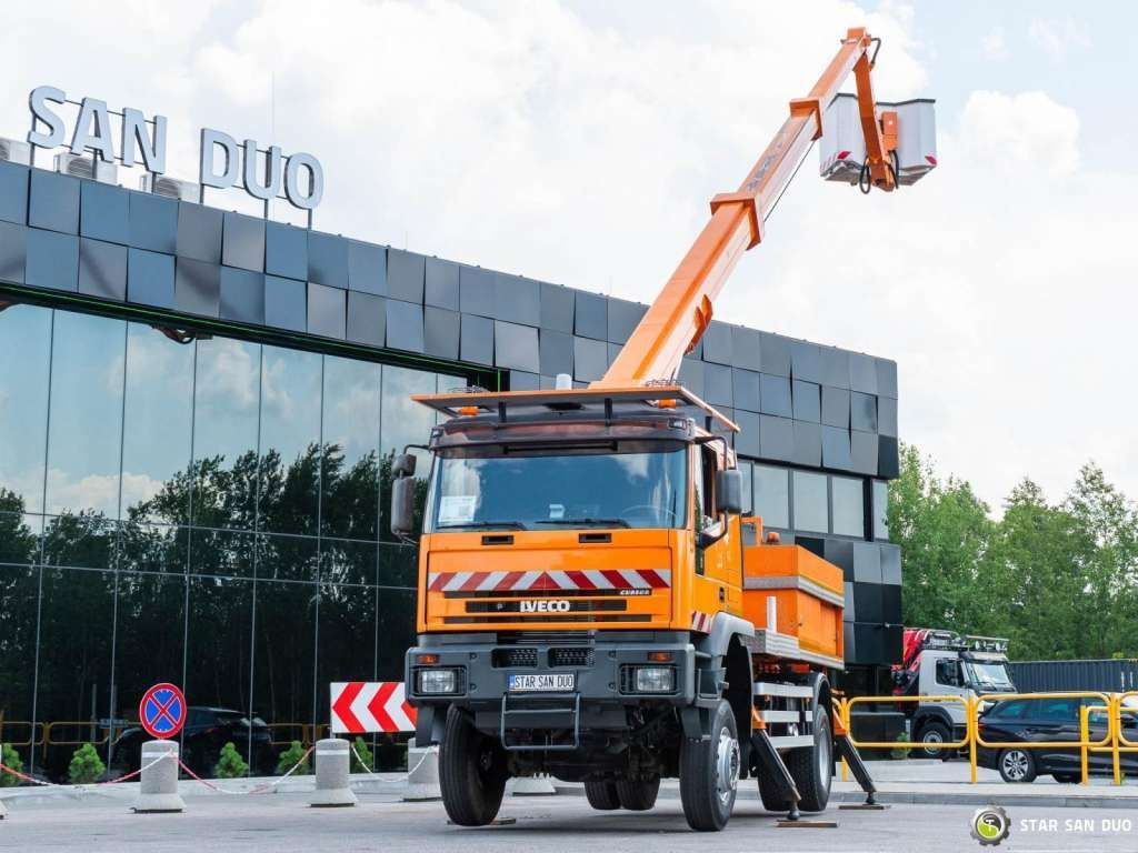 Iveco CURSOR 240 4x4 RUTHMANN T225 22,5 Meters Lift - Camion avec nacelle: photos 5 Iveco CURSOR 240 4x4 RUTHMANN T225 22,5 Meters Lift - Camion avec nacelle: photos 5