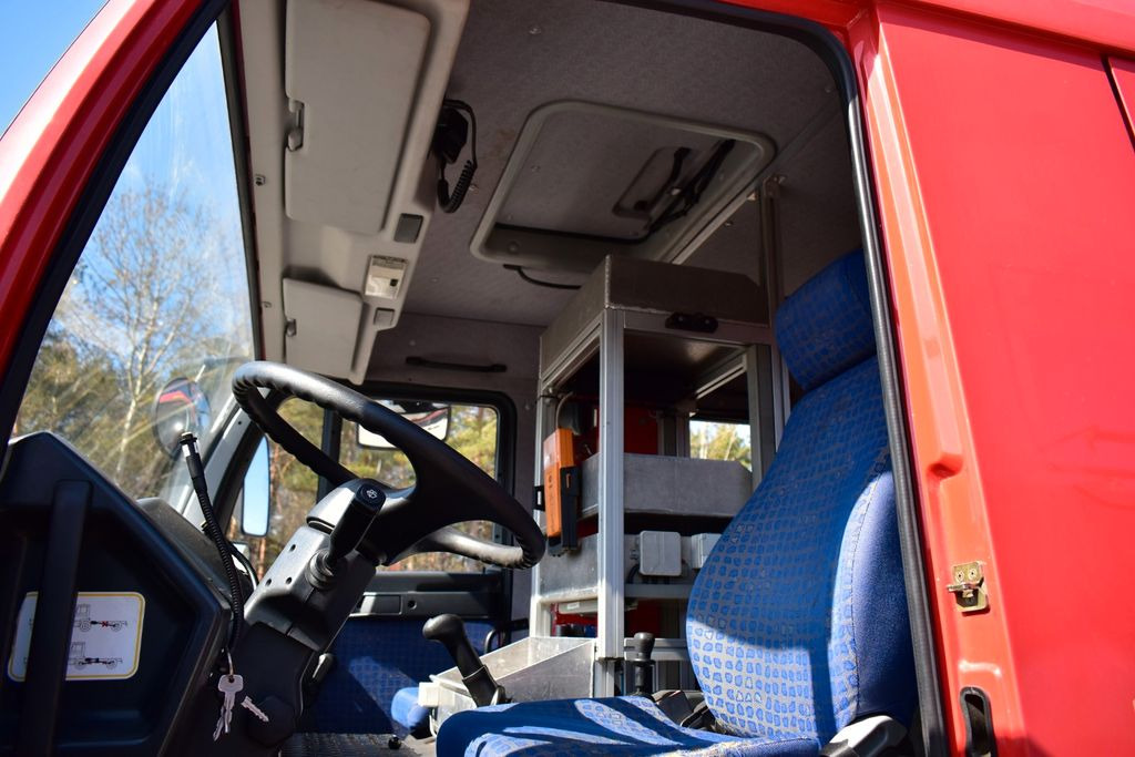 Camion de pompier MAN 4x4 Firetruck Feuerwehr DOKA Expedition Camper: photos 21 Camion de pompier MAN 4x4 Firetruck Feuerwehr DOKA Expedition Camper: photos 21