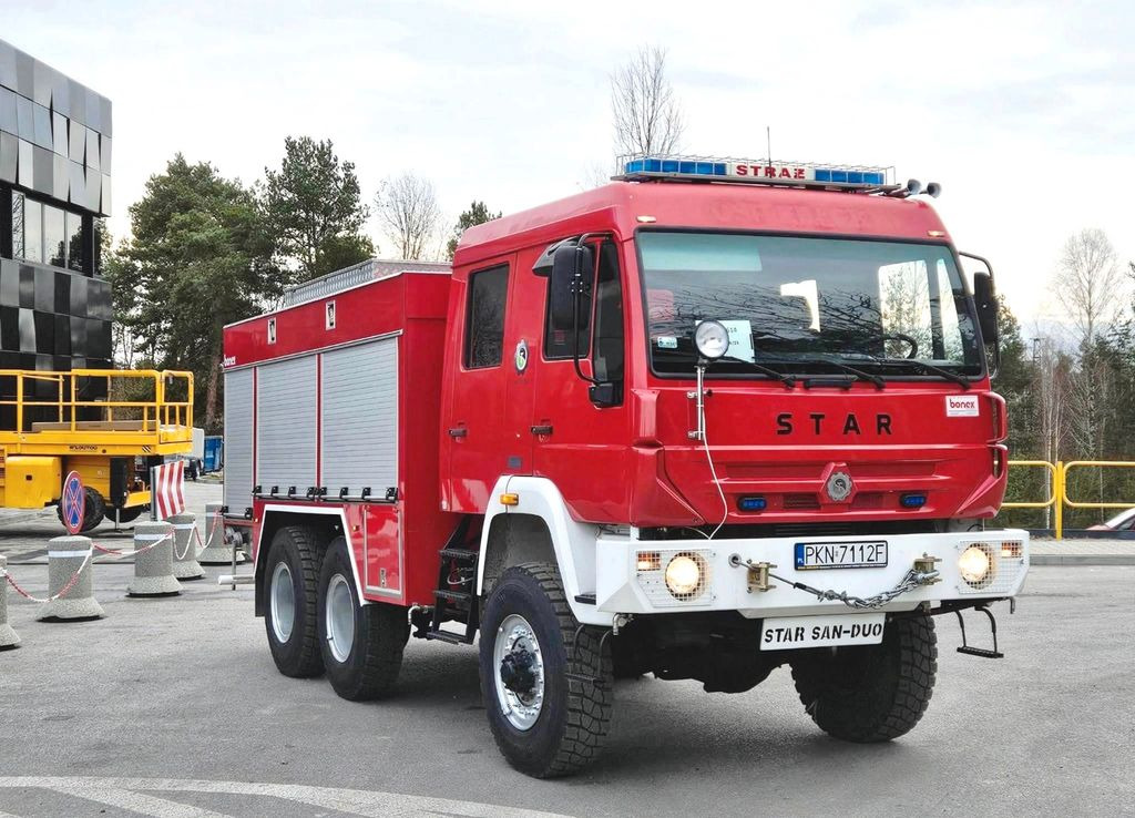 MAN 6x6 STAR Firetruck Feuerwehr - Camion de pompier: photos 2 MAN 6x6 STAR Firetruck Feuerwehr - Camion de pompier: photos 2