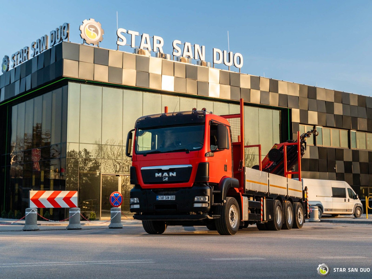 Crédit-bail MAN TGS 35.400 8x4 Palfinger PK 34002 Winch KRAN MAN TGS 35.400 8x4 Palfinger PK 34002 Winch KRAN MAN TGS 35.400 8x4 Palfinger PK 34002 Winch KRAN MAN TGS 35.400 8x4 Palfinger PK 34002 Winch KRAN: photos 9 Crédit-bail MAN TGS 35.400 8x4 Palfinger PK 34002 Winch KRAN MAN TGS 35.400 8x4 Palfinger PK 34002 Winch KRAN MAN TGS 35.400 8x4 Palfinger PK 34002 Winch KRAN MAN TGS 35.400 8x4 Palfinger PK 34002 Winch KRAN: photos 9